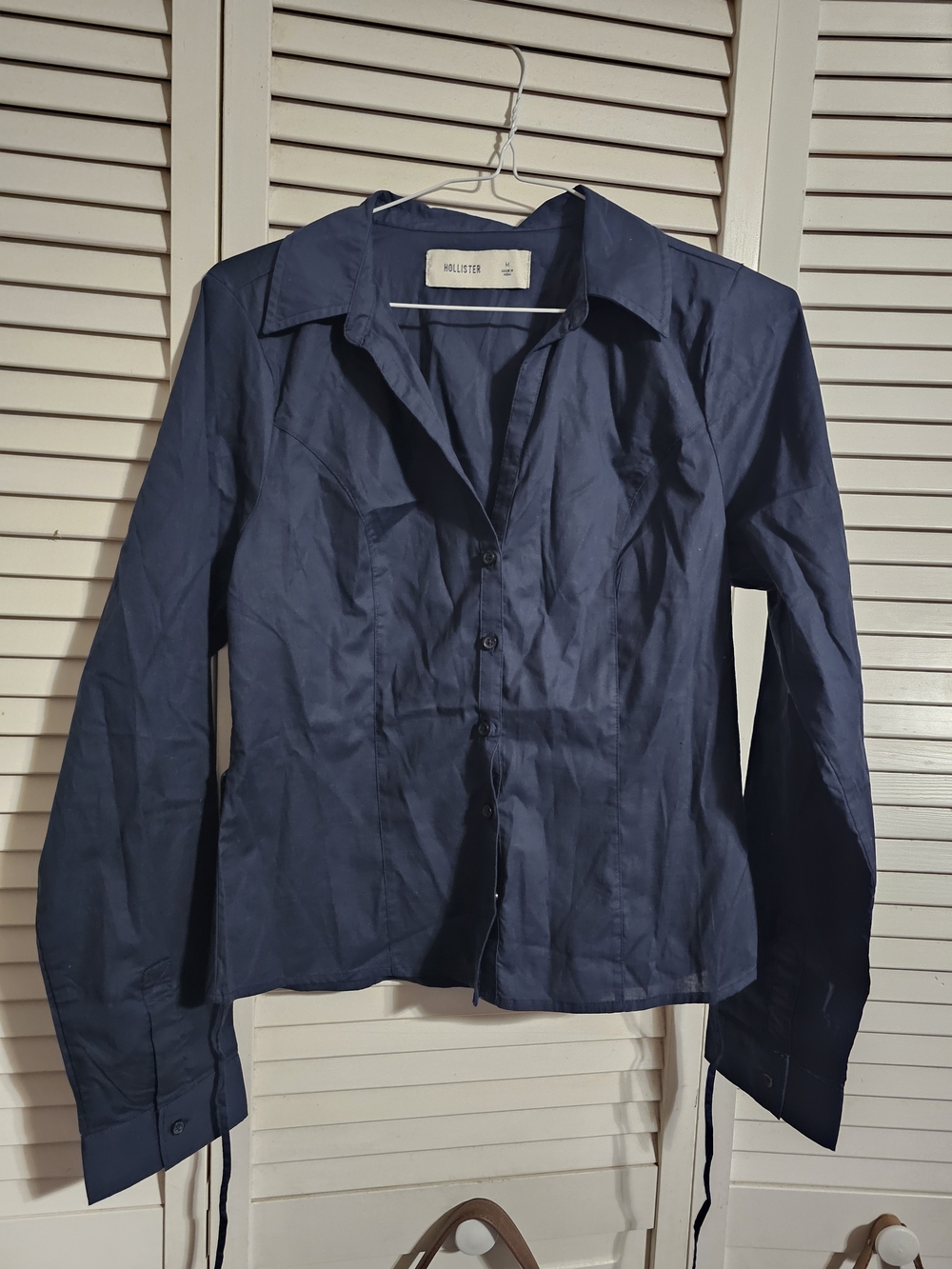 Hollister Women's Dark Navy Button-Down Shirt